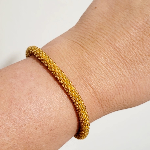 Reduced!  Gold Seed Bead Bracelet - Picture 4 of 4